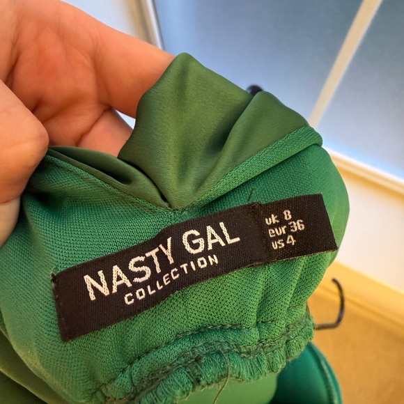 Elegant Green Jumpsuit - Picture 5 of 5